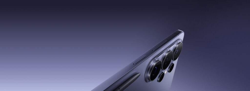 Samsung Galaxy S26 Ultra slim 7.9mm side profile with S Pen